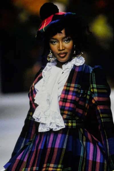 Look 69
